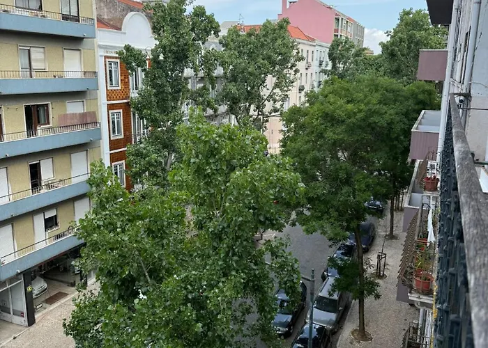 ホームステイ Marques Budget