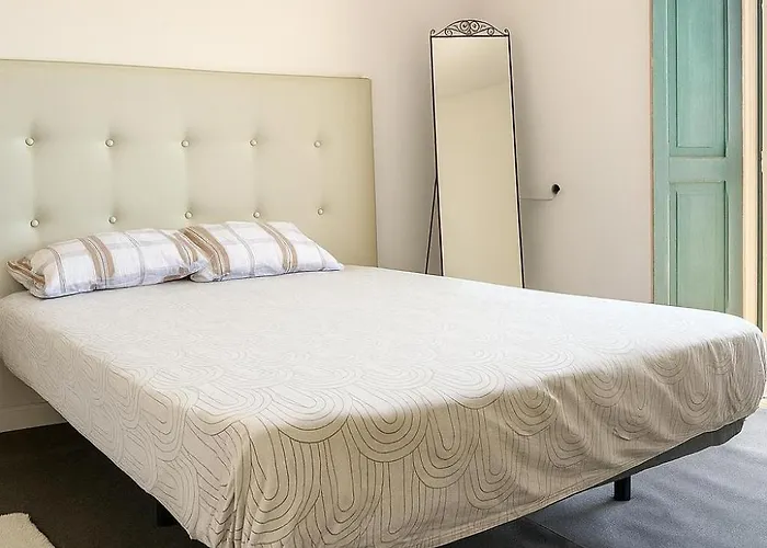 Marques Budget ホームステイ